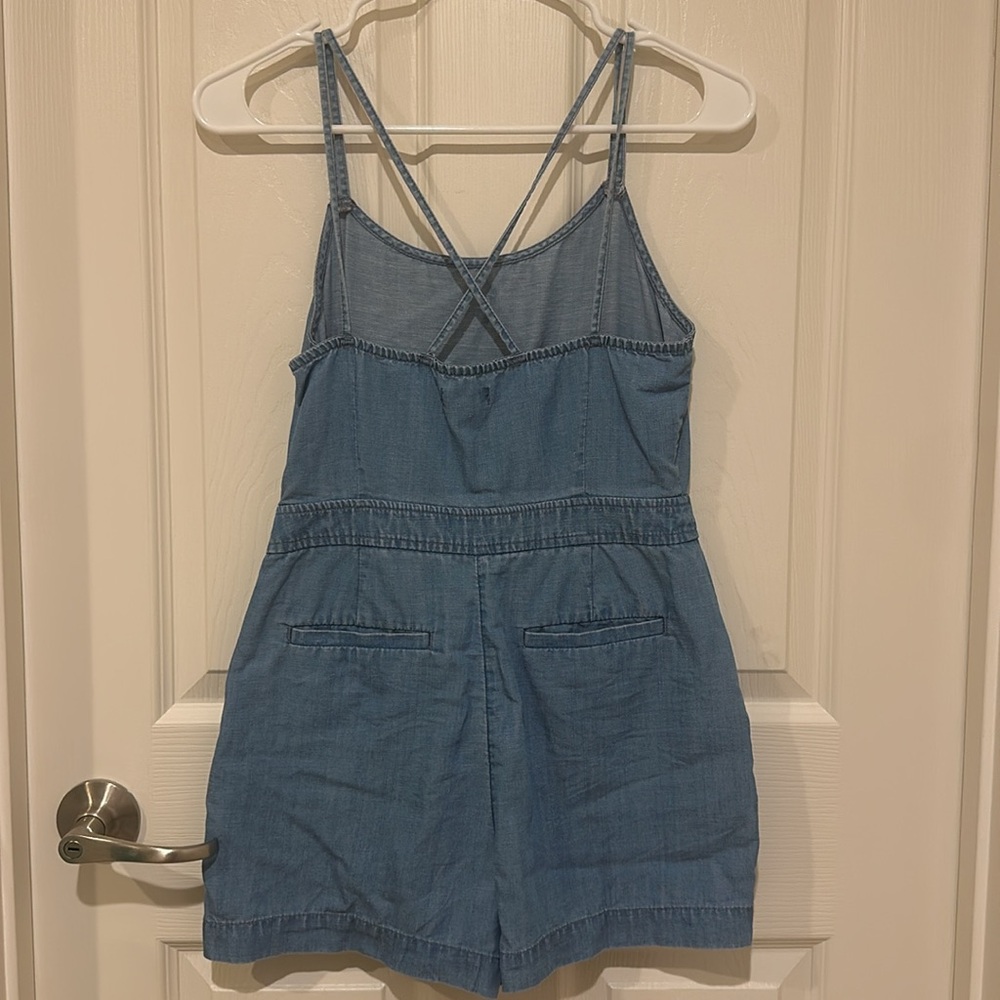 Loft Romper! - Picture 3 of 3